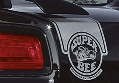 REAR SPOILER AND SUPER BEE GRAPHIC